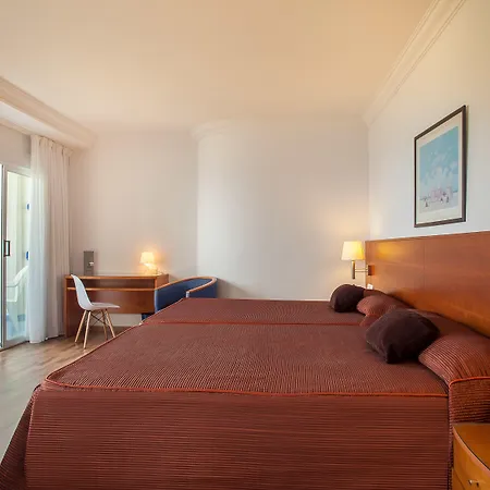 酒店 Rh Victoria & 4 Sup