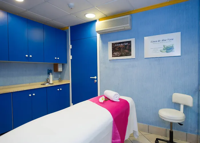 Rh Victoria & 4 Sup 4* Benidorm