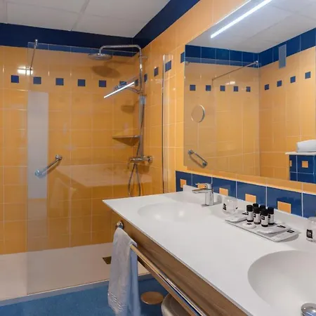 Rh Victoria & 4 Sup ホテル 4*