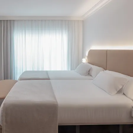 Rh Victoria & 4 Sup ホテル