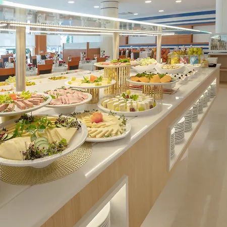 ホテル Rh Victoria & 4 Sup