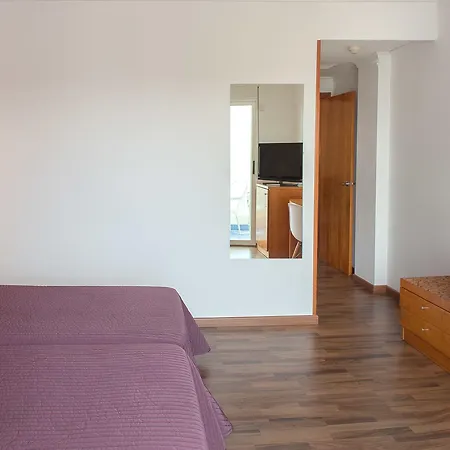 Rh Victoria & 4 Sup 호텔