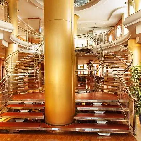 Rh Victoria & 4 Sup 베니돔