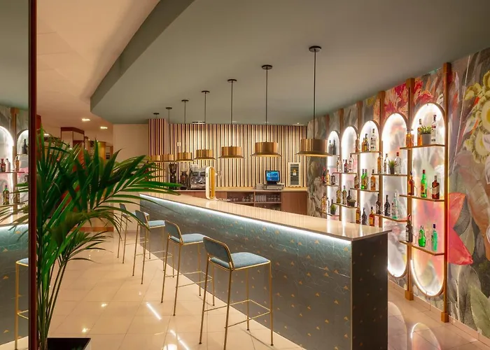 Hotel Rh Victoria & 4 Sup Benidorm