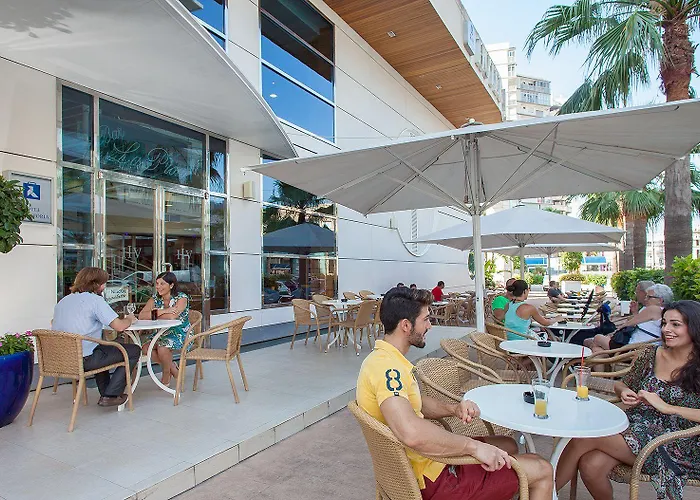 Rh Victoria & 4 Sup 4* Benidorm